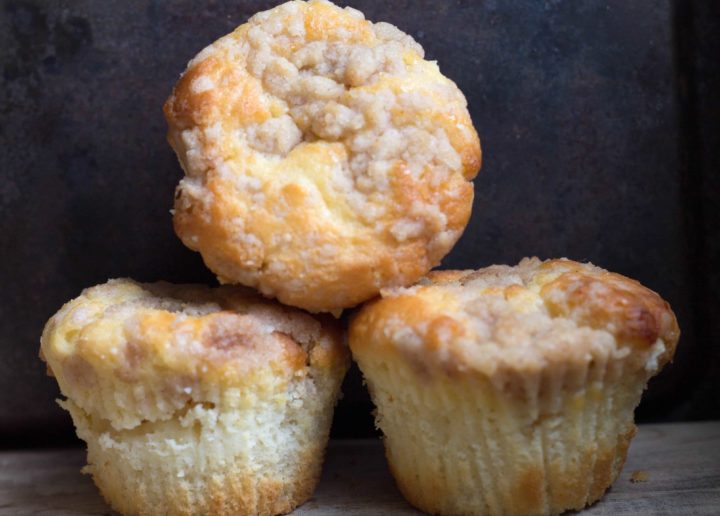 Divine Apple Cheesecake Muffins: Easy Fall Baking with a Surprise